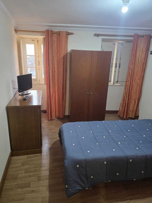 ARRENDA-SE QUARTOS a estudantes Coimbra
