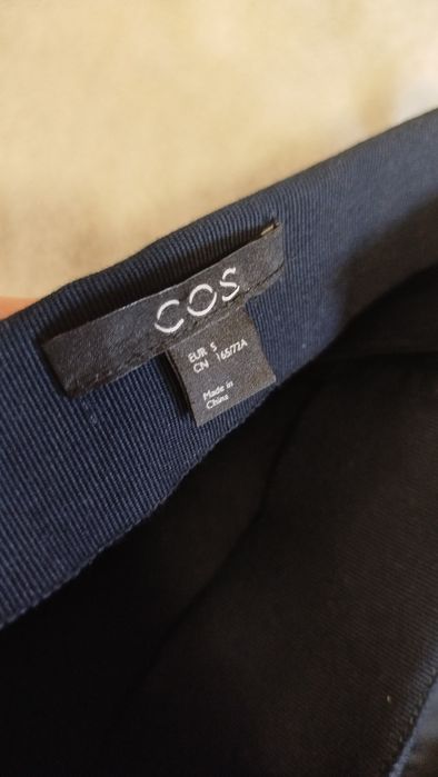 Спідничка Cos, S-M