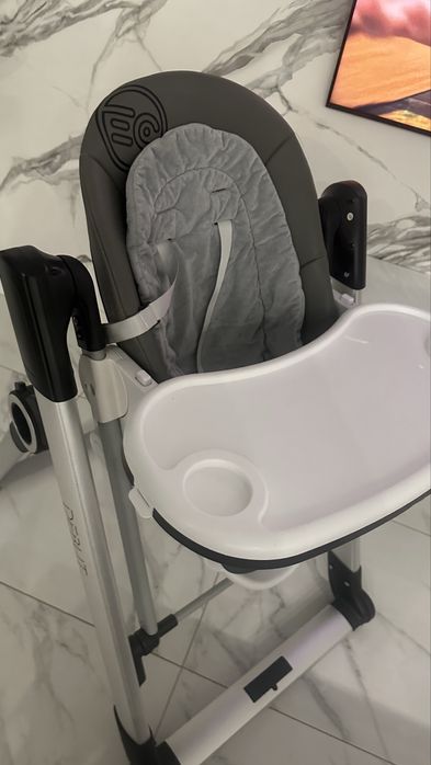 Крута річ від народження! Стільчик-гойдалка ElCamino Debut