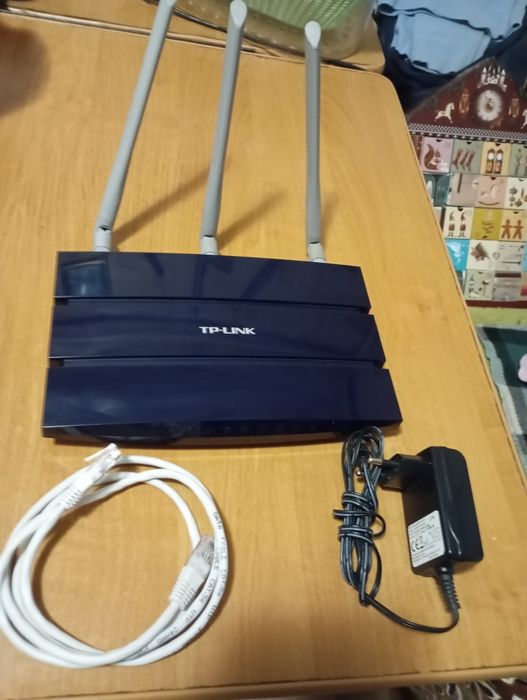 Tp-link TL-WR1043ND 
450 Мбит/с Беспроводной гигабитный маршрутизатор