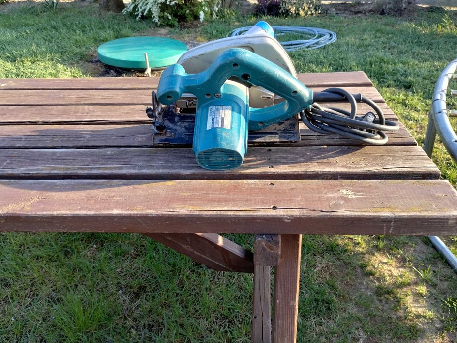 Piła tarczowa Makita 5604R. W pełni sprawna.