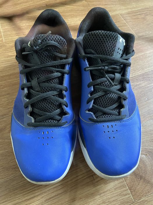 Кроссовки Under Armour