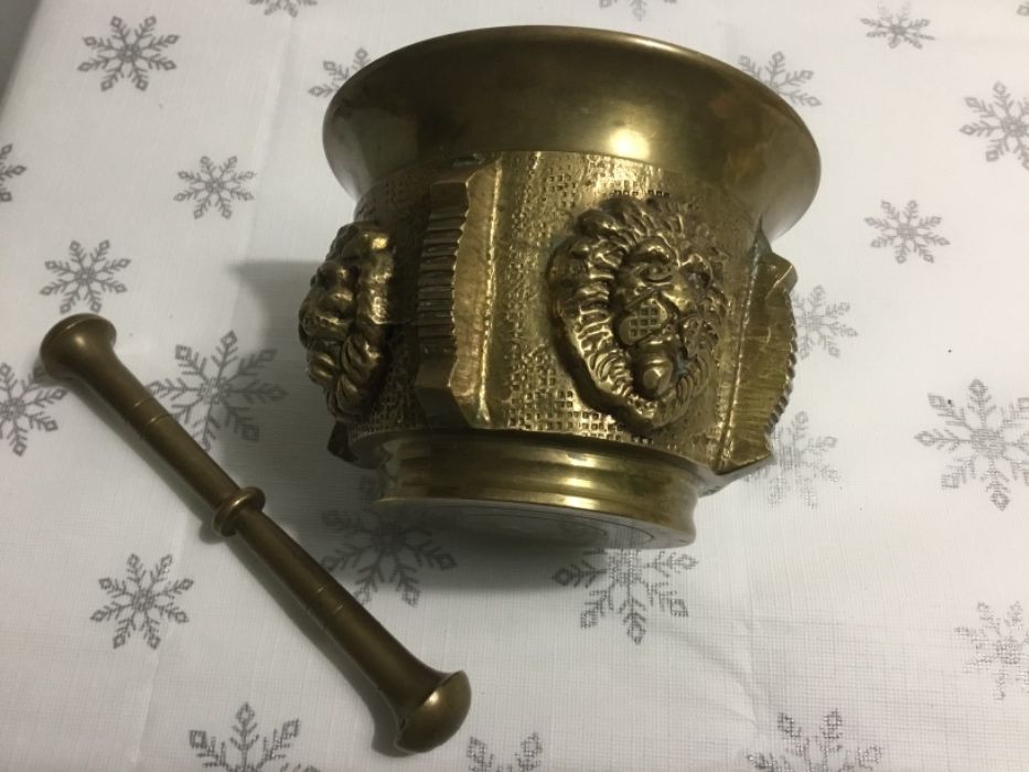 Peça decorativa em bronze