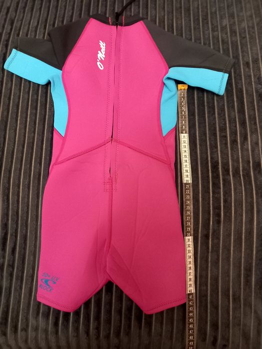 Гідрокостюми для дайвінгу, плавання