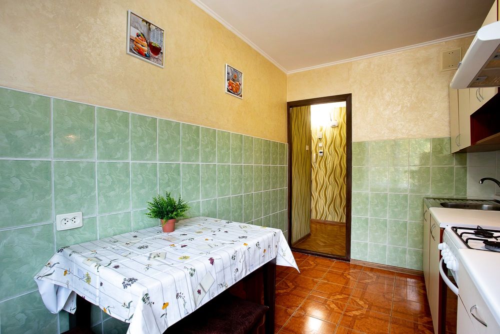 Чиста 2к/кв, пр. Миру 56, 4-окремі місця. Звіт. Документи