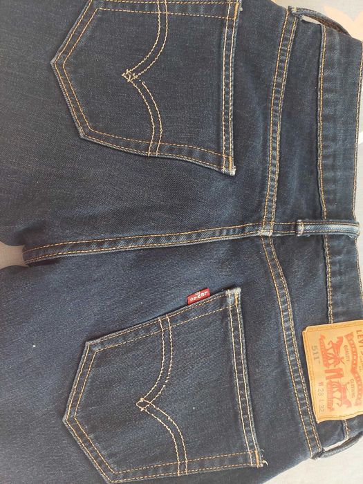 1 calça Levis 511 + 5 Camisolas de marca