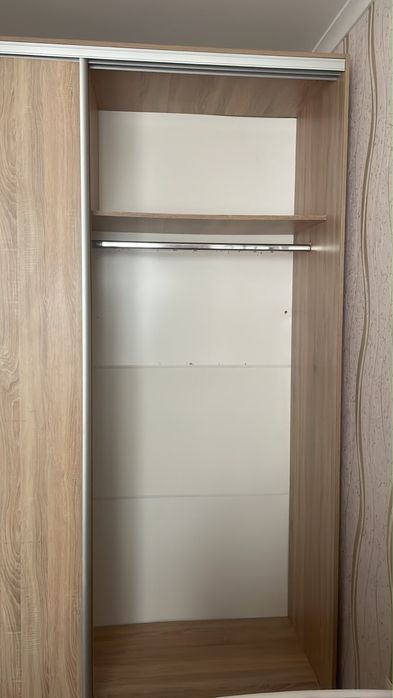 Шафа-купе 180×60×240 см з великим дзеркалом