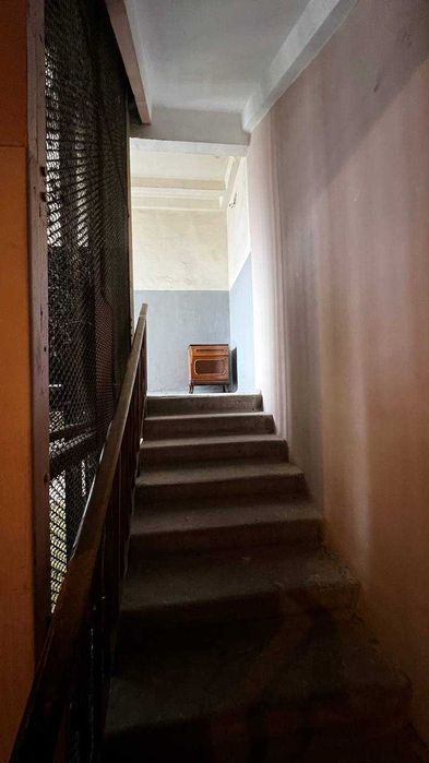 Продаж квартири під ремонт, вул. Олександра Кониського, Центр