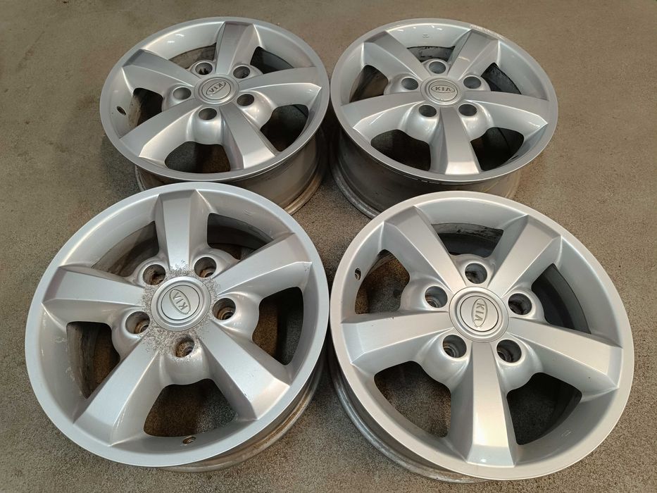 4x Alufelgi Kia Sorento 7x17 5x139.7 Et45