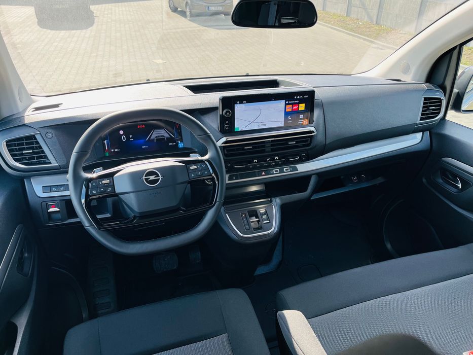 Wynajmę Bus 9 osobowy Zafira Life EXTRA long