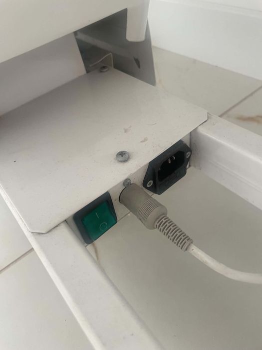 Fotel kosmetyczny elektryczny
