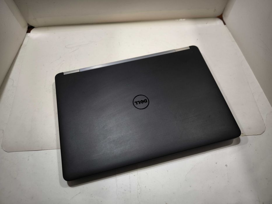 Dell Latitude E5270 i5 ssd 256GB 8GB HD
