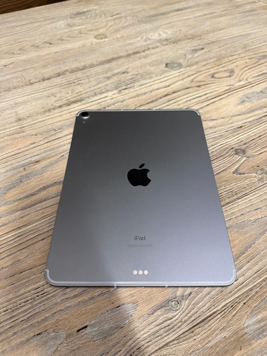 iPad Air 4Gn 256GB Sky Blue LTE Like New | 360$ | EmojieStore Гарантия