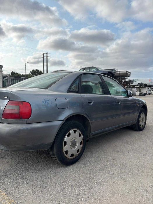 Audi A4 (B5), para Peças