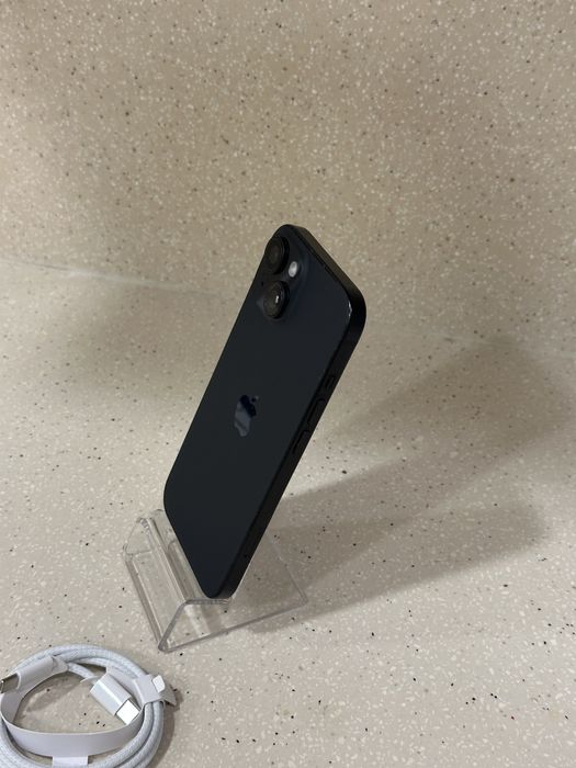 Iphone 15 bateria 99%