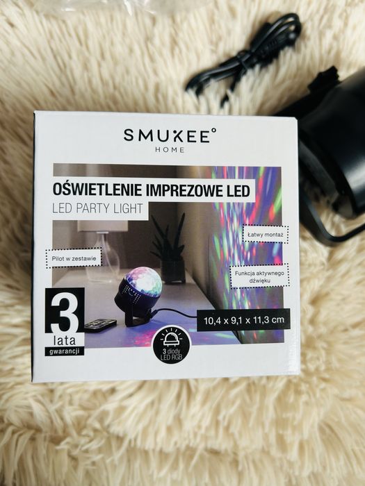 Lampka disco oświetlenie led Smukke z pilotem