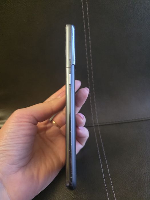 Смартфон Samsung Galaxy S21 5G 8/256GB DUOS