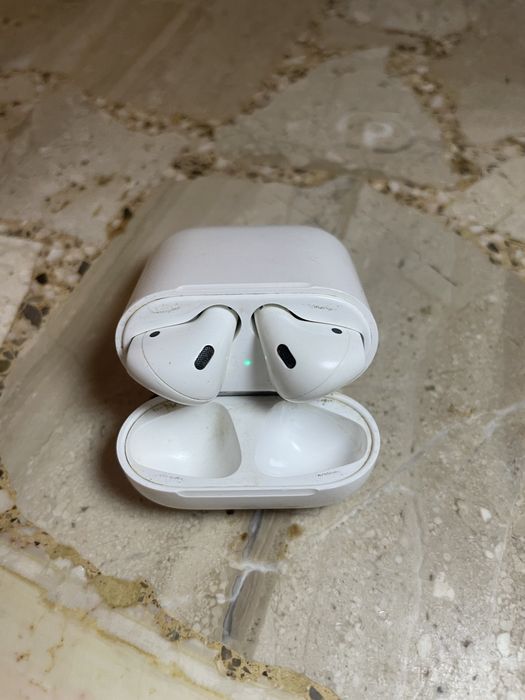 AirPods 2 generacji! Lewa gra cisze