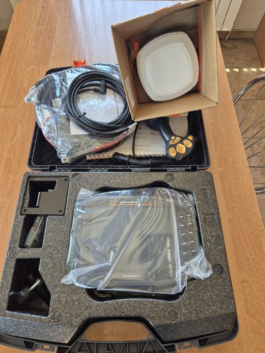 Opryskiwacz Amazone UX 4200 30m 27m 2018r GPS ISOBUS Skrętne koła DC Amatron 4