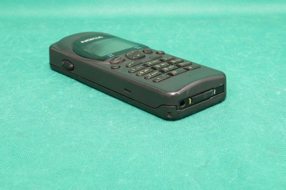 Kolekcjonerski telefon NOKIA NHE-4NX