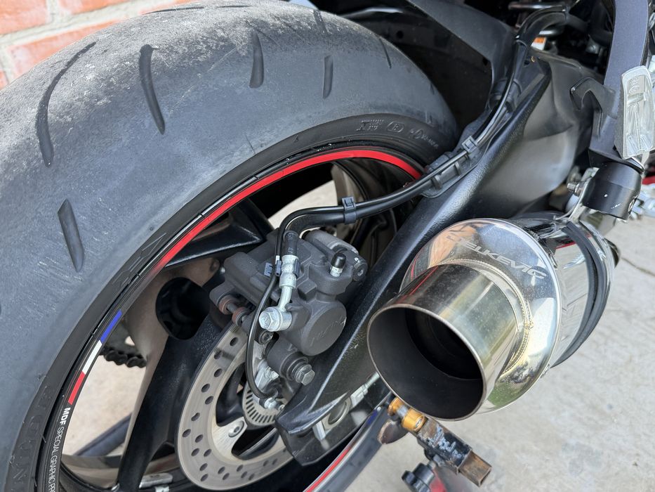 Suzuki gsx-s 1000f 2016