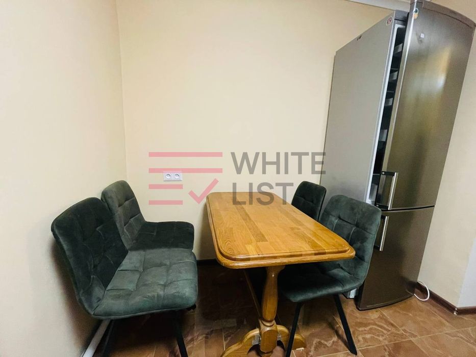 Продаж 1-кім. квартири 45 м.кв., в. Яблунівська