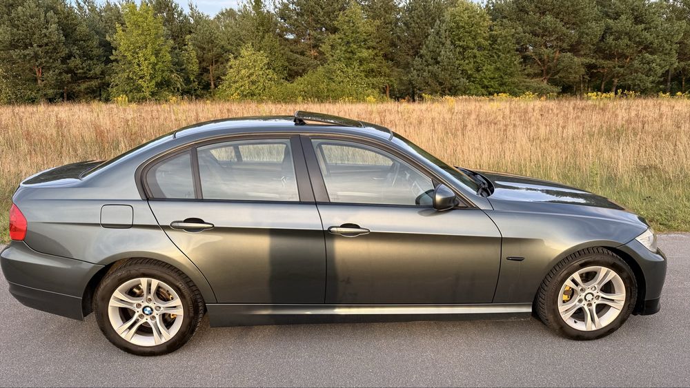 Bmw e90   2009.
