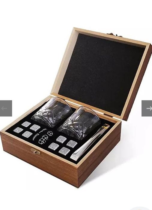 Подарунковий набір для віскі з бокалами,ящиком.