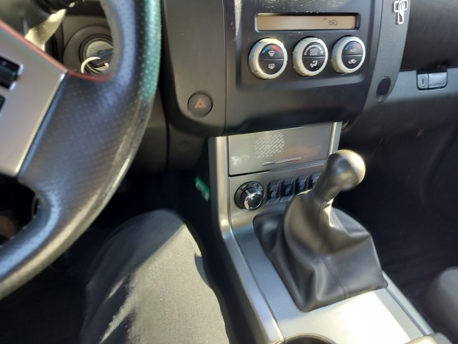 Nissan Navara D40 2.5 dci 190cv