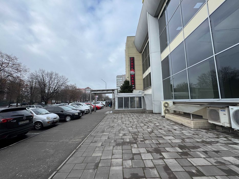 Підвальне приміщення на Казбеті біля ТРЦ Плазма