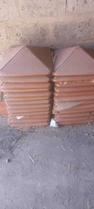 Daszek ceramiczny na słupek ogrodzeniowy