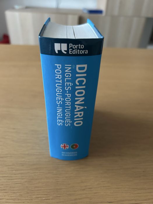 Dicionário Inglês-Português / Português-Inglês Porto Editora (Novo)