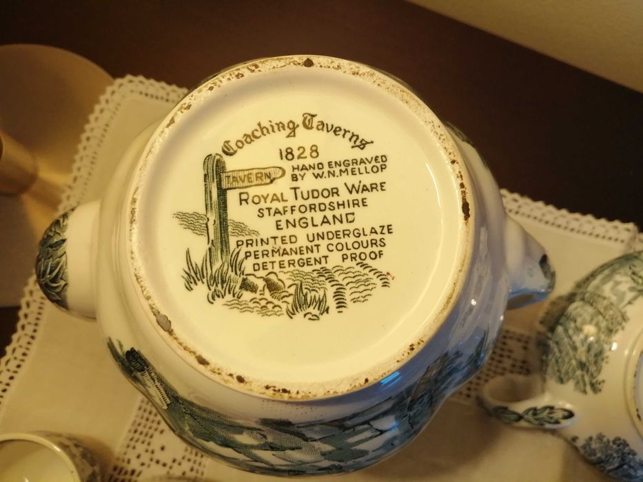 Serviço de café inglês antigo