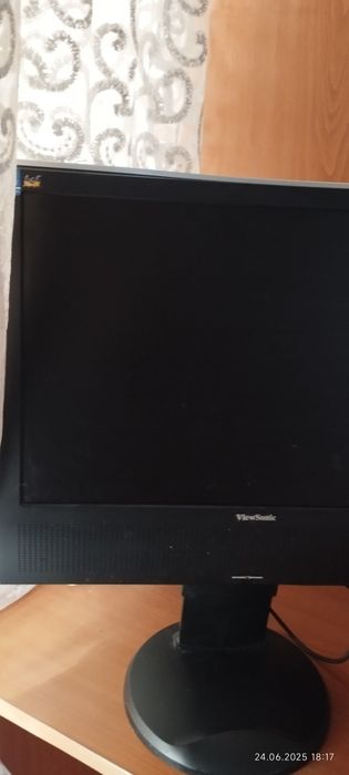 Монітор ViewSonic VG2030WM Black | 20 дюймів | DVI + VGA | Без дефекті