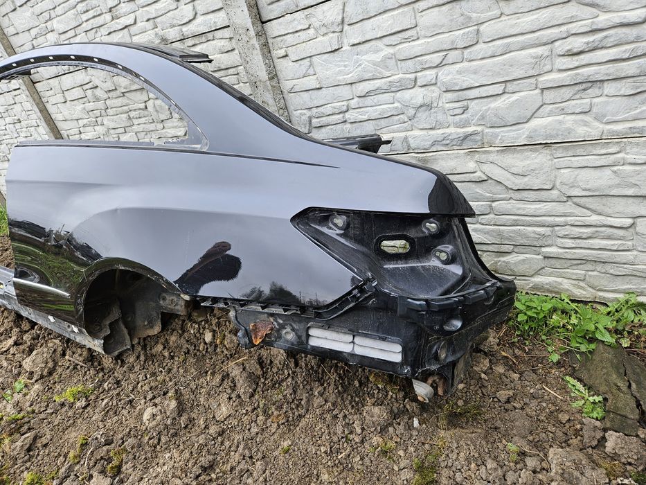 Крило заднє,четверть Mercedes w207 coupe