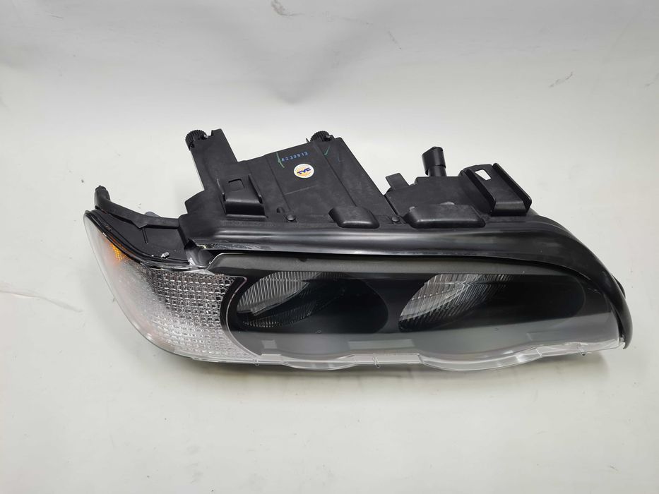 Lampa prawa reflektor prawy przód BMW X5 E53 NOWA H7 HB3