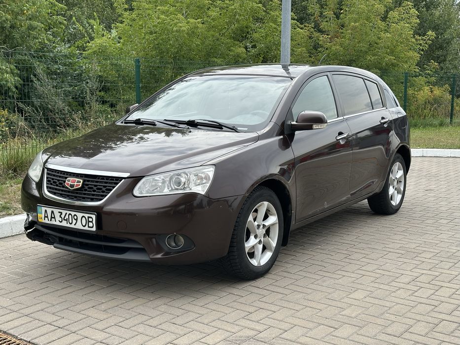 Geely Emgrand EC7 RV