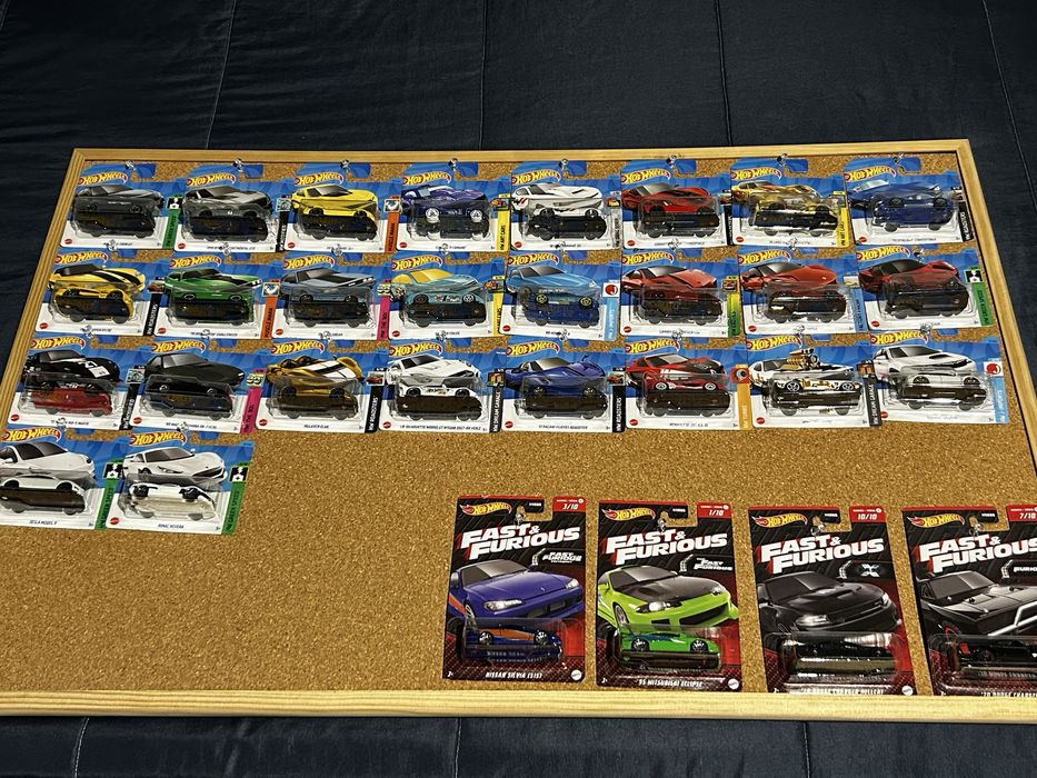 Coleção de 29 Hot Wheels