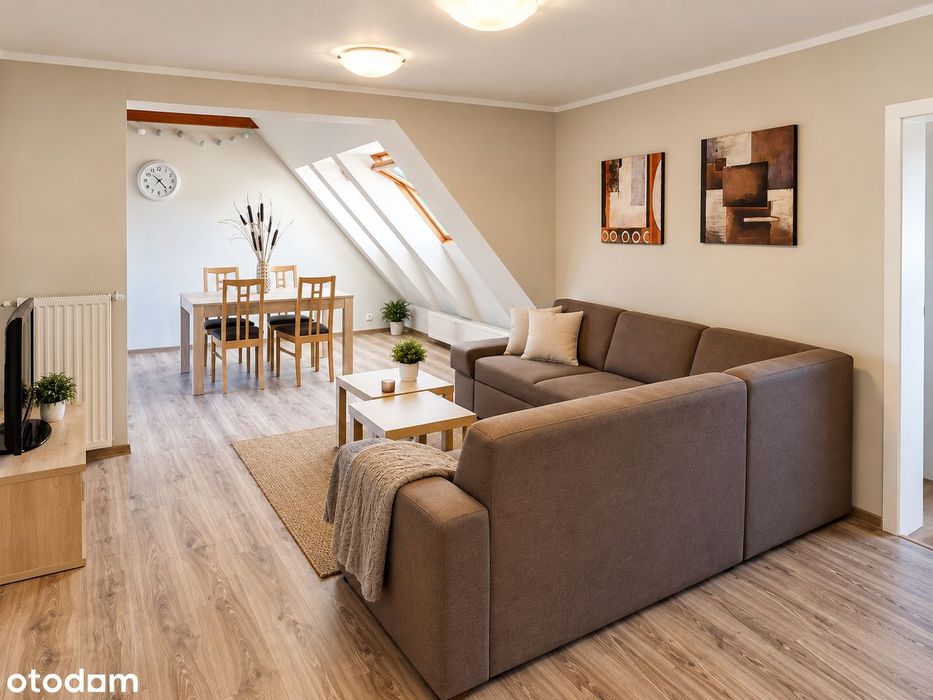 Przestronne 4 pokojowe mieszkanie z 140 m2 ogrodem i parkingiem