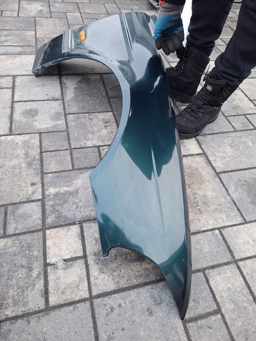 Bmw 5 e39 blotnik przedni prawy zielony oxfordgruen 324/6