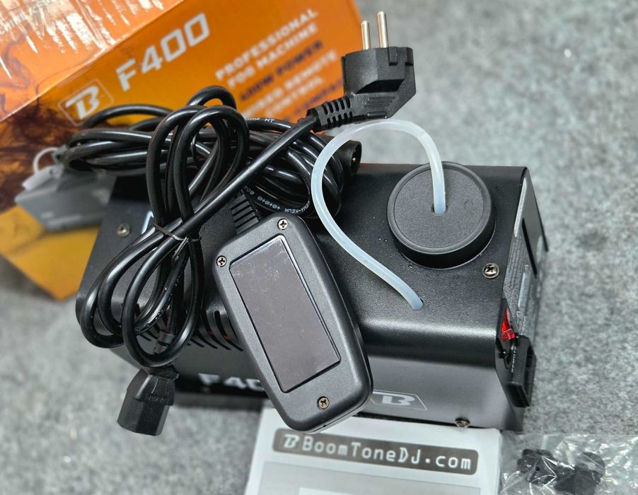 Máquina de Fumo F400 400W com Comando – Nova em Caixa