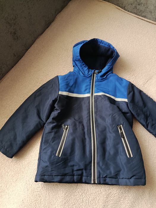 Куртка демісезонна стан нової 116 р