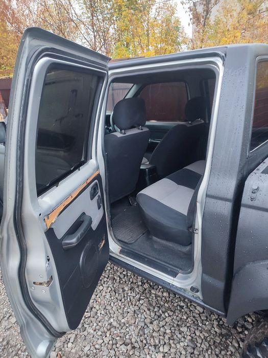 Продам Nissan Navara 2005р