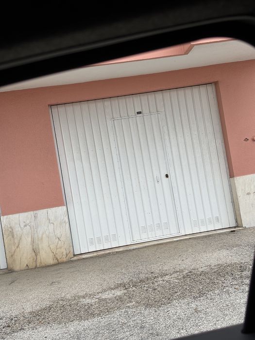 Garagem para arrendar