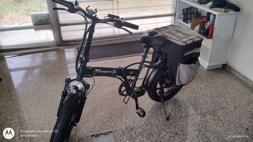 Bicicleta elétrica nova dobrável  500 W