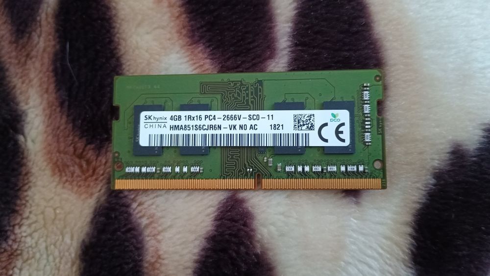 Оперативная память для ноута 2шт