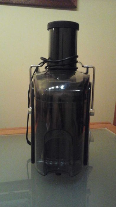 Centrifugadora/ Liquidificadora  marca INEXIVE 220/240 V 800 W c/ nova