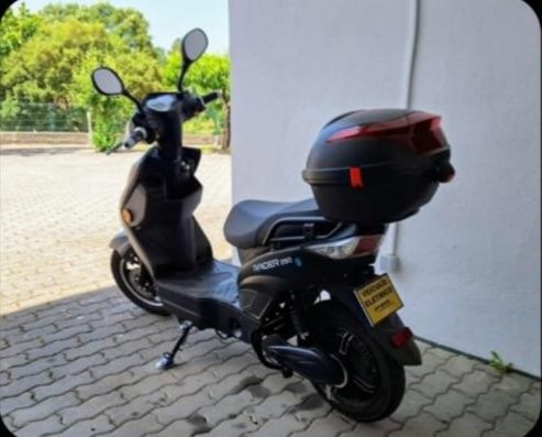 Vendo Mota elétrica