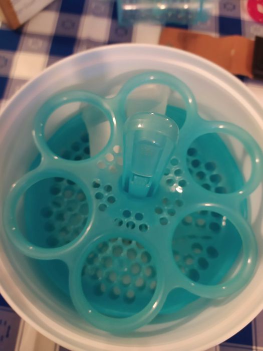 Esterilizador de Biberões a vapor Elétrico