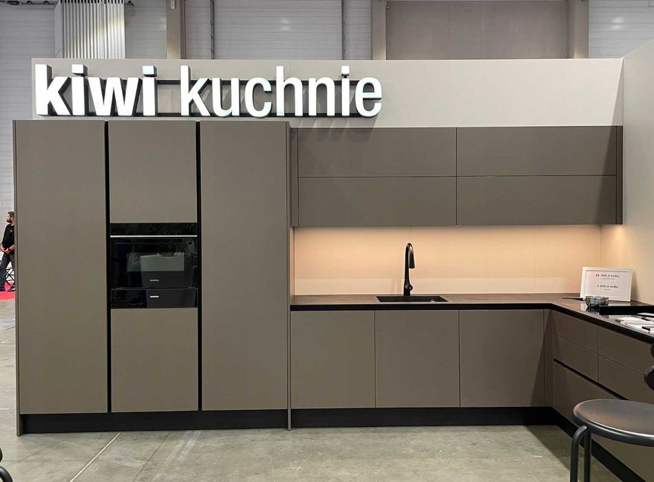 Nowoczesna kuchnia Cleaf Curio FB86, Blum, LED